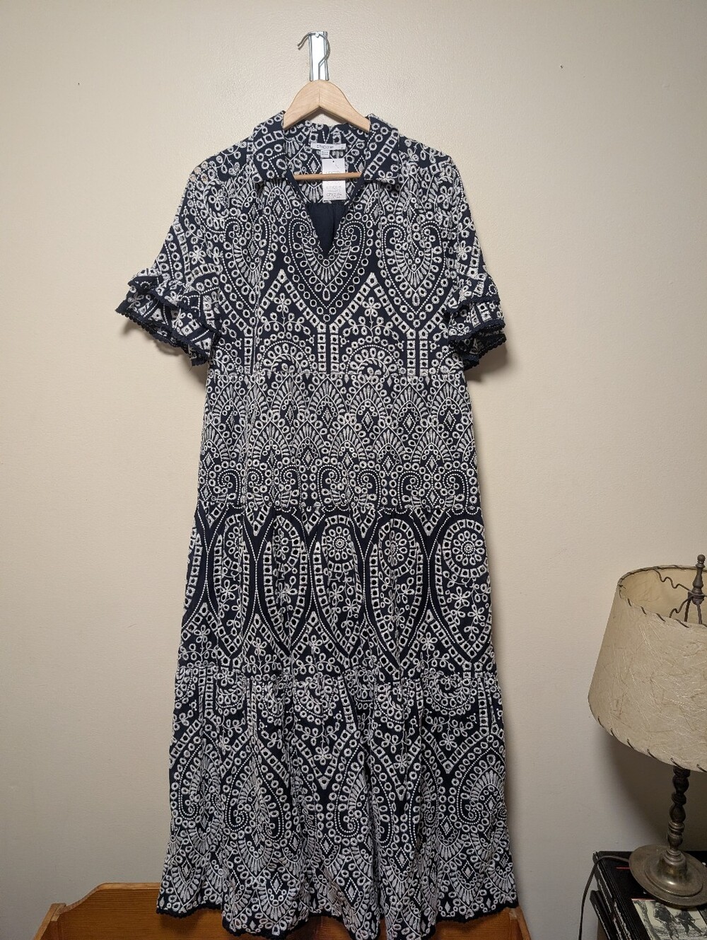 Chico’s Eyelet Embroidered Maxi Dress Size 1 US 8 Navy White Boho